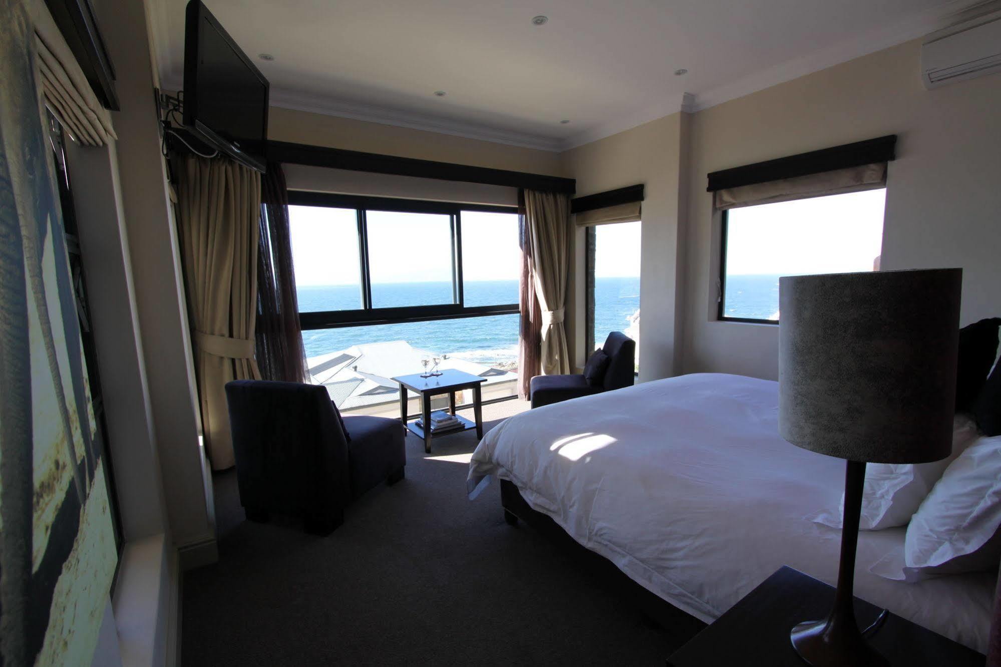Simon'S Town Guest House Exterior photo